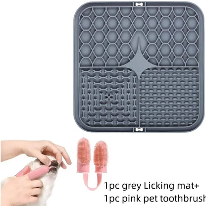 Silicone Dog Lick Mat – Slow Feeder & Bathing Distraction Mat