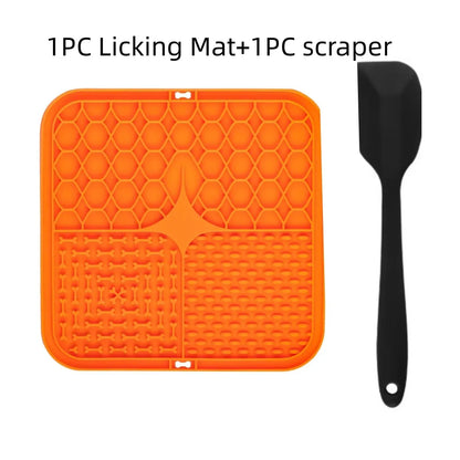 Silicone Dog Lick Mat – Slow Feeder & Bathing Distraction Mat